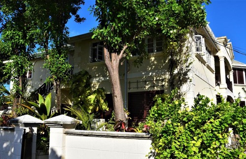 Silver Sands House | Coconut Walk Beach Apartment
