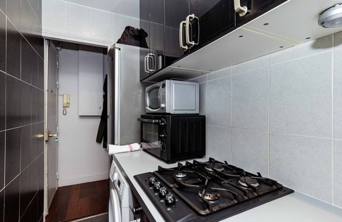 Quartier Sainte-Marguerite Apartment | Cocoon and bright T1 In A Quiet Neighborhood