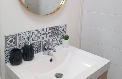 Glacis-Victoire Apartment | Cocooning seafront studio