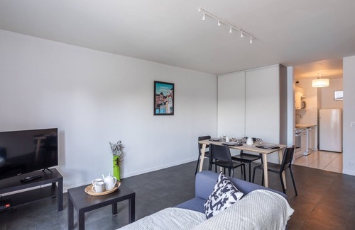 La Madeleine Apartment | Coeur Courrouze - Appartement 2 chambres avec parking