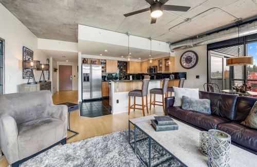 Coeur d'Alene Condo | Coeur d’Alene Luxury Waterfront Condo - Close to Everything