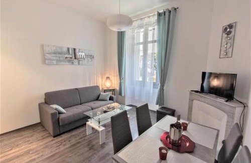 Carnot Apartment | Coeur de Cannes - 5mn Croisette Palais - Terrasse et Parking