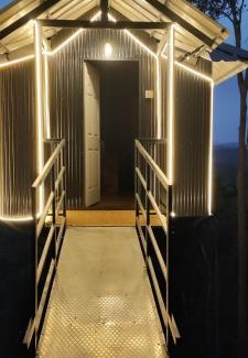 Udumbanchola Villa | Coffee Camp Home Stay with Tree house