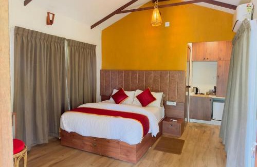 Mananthavady Resort | Coffee Cradle Wayanad Luxuorios Private Tree House - Inside 2 Acre Coffee Plantation