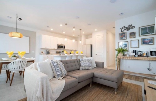 Davenport House | Coffee Haven: Charming 3Bd w/Gameroom @Festival Resort 725