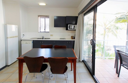 Rockhampton Hotel | Coffee House Apartment Motel