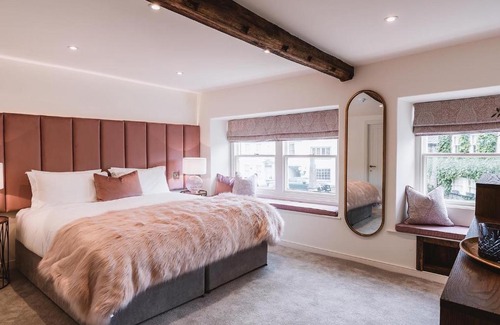 Cartmel Bed & Breakfast | Coffee & Stays at Cartmel Square
