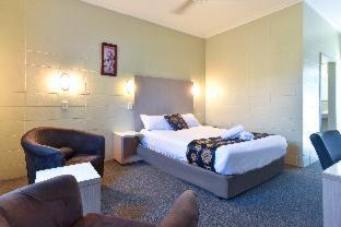North Boambee Valley Hotel | Coffs Windmill Motel
