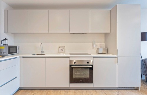 Theatreland Birmingham Apartment | Cohost Partners Stylish 1BR Central Birmingham