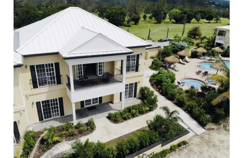 Jolly Harbour Villa | Colibri Court #13 - Refreshingly Different (2 Bedroom)