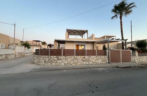 Nopigia Villa | Colibri seafront villa with pool