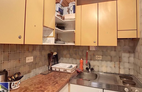 Leysin Apartment | Colina 100 Large studio (47m2) for 2 adults, well located close to the skilift and to 5 walking minu