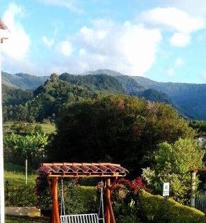 Jardin Bed & Breakfast | Coliving LA BOIRA