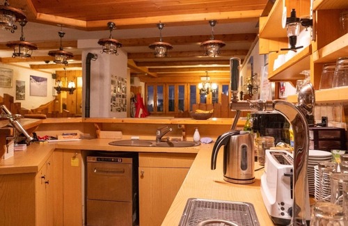 Bourg-Saint-Pierre Ski Chalet | Coliving Petit Velan