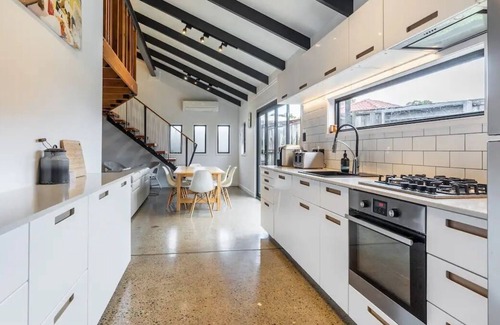 Collaroy House | Collaroy Beach Loft Style Villa! Family Friendly