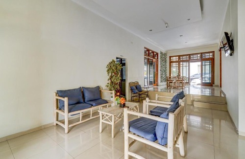 Sinduadi Hotel | Collection O 3945 Bale Tardian Syariah