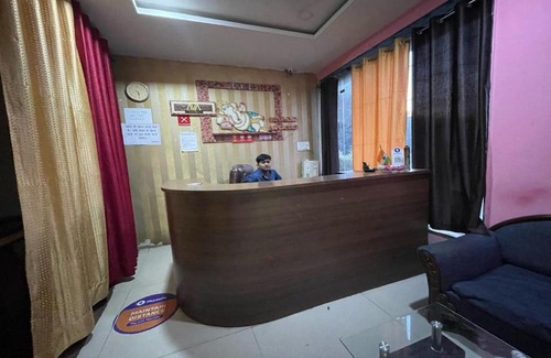 Indore Hotel | Collection O 84499 Hotel Nakshatra Inn