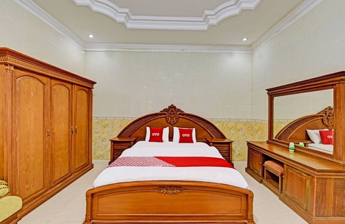 Cilacap Hotel | Collection O 91489 Hotel Tanjung Permata