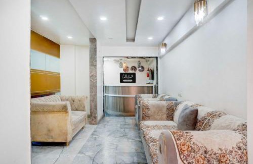 Pune Hotel | Collection O Ambegaon Road Katraj White Castle