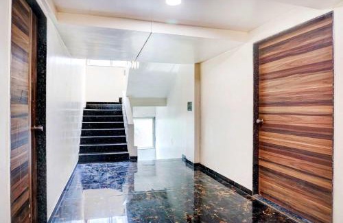 Pune Hotel | Collection O Ambegaon Road Katraj White Castle