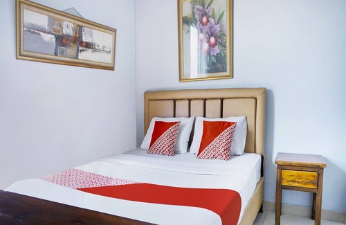 Cikarang Hotel | Collection O Cikarang Near Water Boom Lippo Cikarang Formerly Hotel Teratai