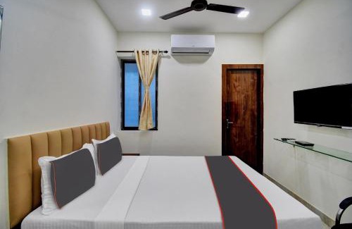 Kolkata Hotel | Collection O G.N Palace