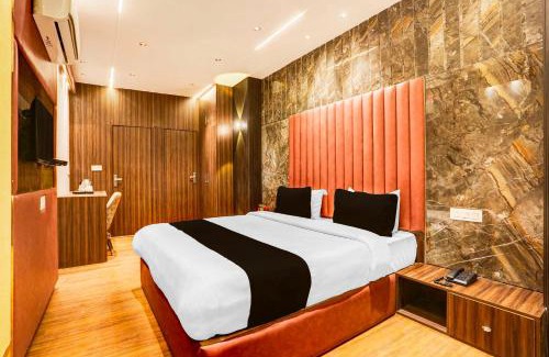 Ludhiana Hotel | Collection O Haibowal Chowk