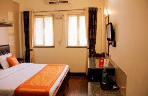 Adyar Hotel | Collection O Hanuman