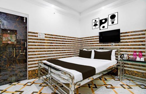 Kolkata Hotel | Collection O Hiland Park