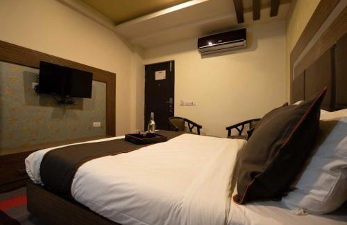 Phase 1 Hotel | Collection O Hinjawadi Business Stay