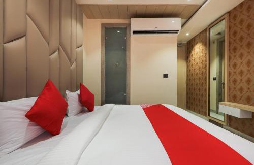 Bhopal Hotel | Collection O Hotel Harriot