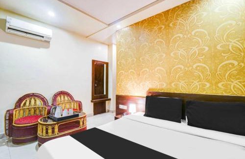 Sindhi Camp Hotel | Collection O Hotel Abhinandan Inn