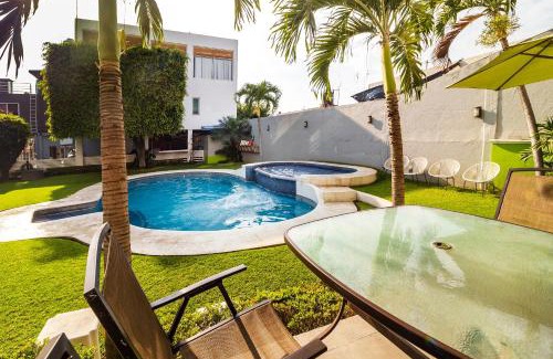 Oaxtepec Hotel | Collection O Hotel Mango,Six Flags Hurricane Harbor Oaxtepec