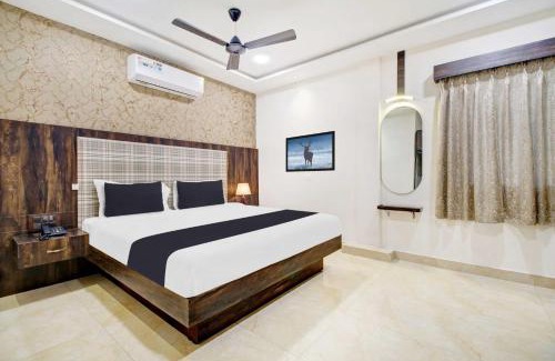 Domlur Hotel | Collection O Indiranagar