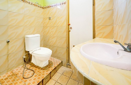 Wiradesa Hotel | Collection O Kauman Near Stasiun Pekalongan Formerly Hotel Dian Chandar