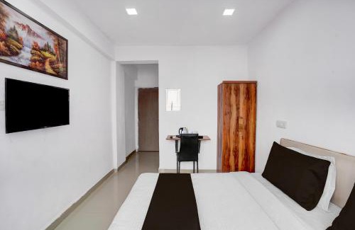 Phase 1 Hotel | Collection O Laxmi Chowk Hinjewadi