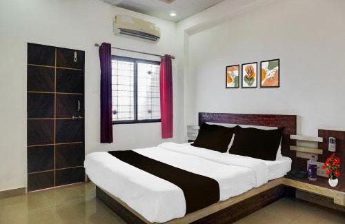 Bondarwadi Hotel | Collection O Mahabaleshwar Near Mapro Garden