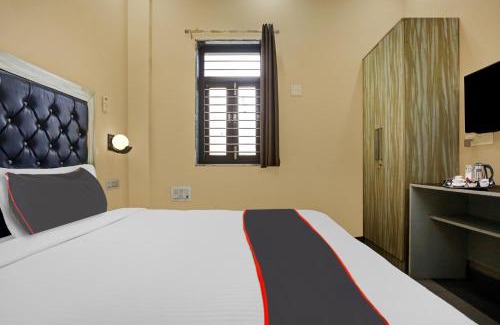 New Delhi Hotel | Collection O Metro View Ashok Vihar Near Shalimar Bagh Metro Station