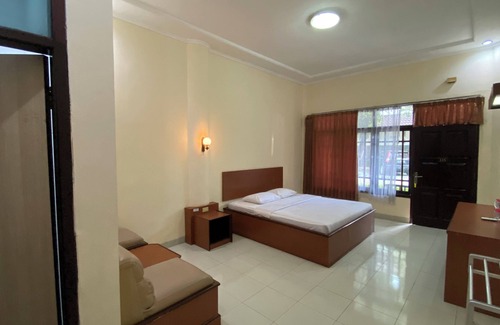 Pekalongan Hotel | Collection O Pekalongan Near Pasar Batik Setono Formerly Hotel Jayadipa