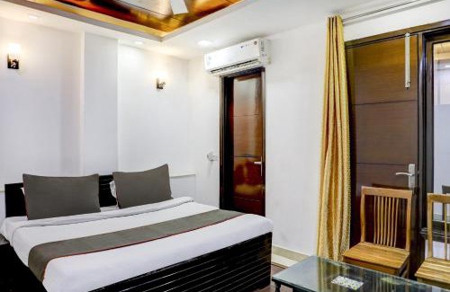 Chittaranjan Hotel | Collection O R S Villa Near Lotus Temple