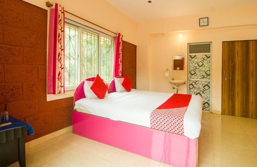 Nagaon Hotel | Collection O Raghusheela Cottage