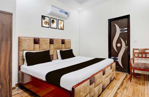 Faridabad Hotel | Collection O Rajeev Nagar Faridabad