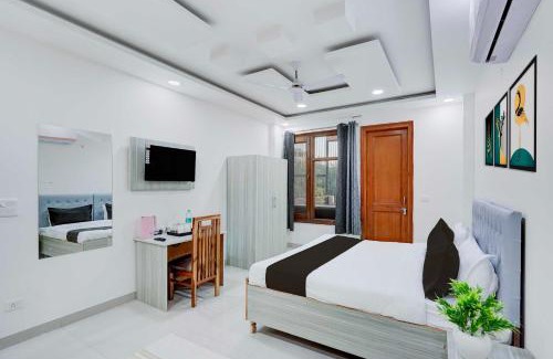 Noida Hotel | Collection O Sector 135 Noida