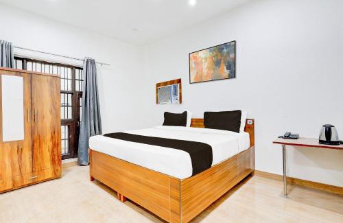 Faridabad Hotel | Collection O Sector 62 Faridabad