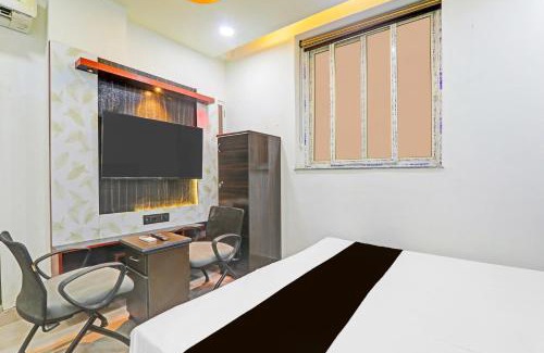 Patna Hotel | Collection O Sheesh Mahal Hotel