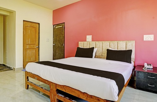 Belapur Hotel | Collection O Sunset Residency