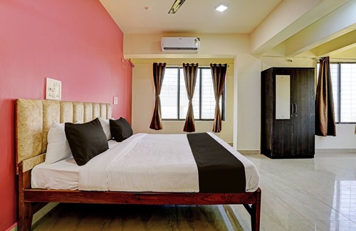 Belapur Hotel | Collection O Sunset Residency