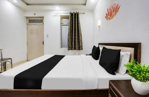 Taj Ganj Hotel | Collection O Tajganj Near Taj Mahal West Gate