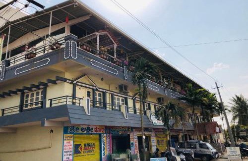 Chikkaballapur Hotel | Collection O V K Lodge