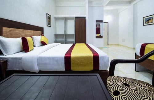 Gayariawas Hotel | Collection O Vallabh Villas